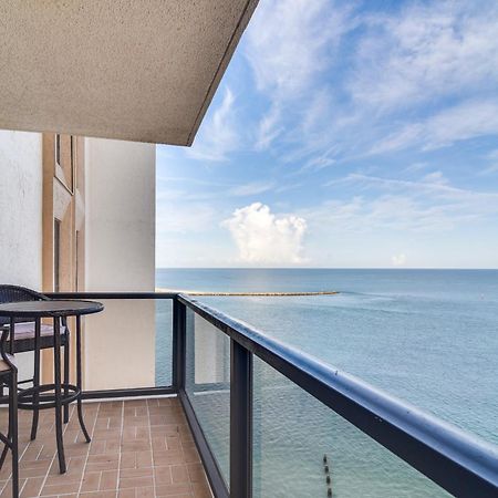 Oceanfront Condo With Balcony And Stunning Views! Clearwater Beach Kültér fotó