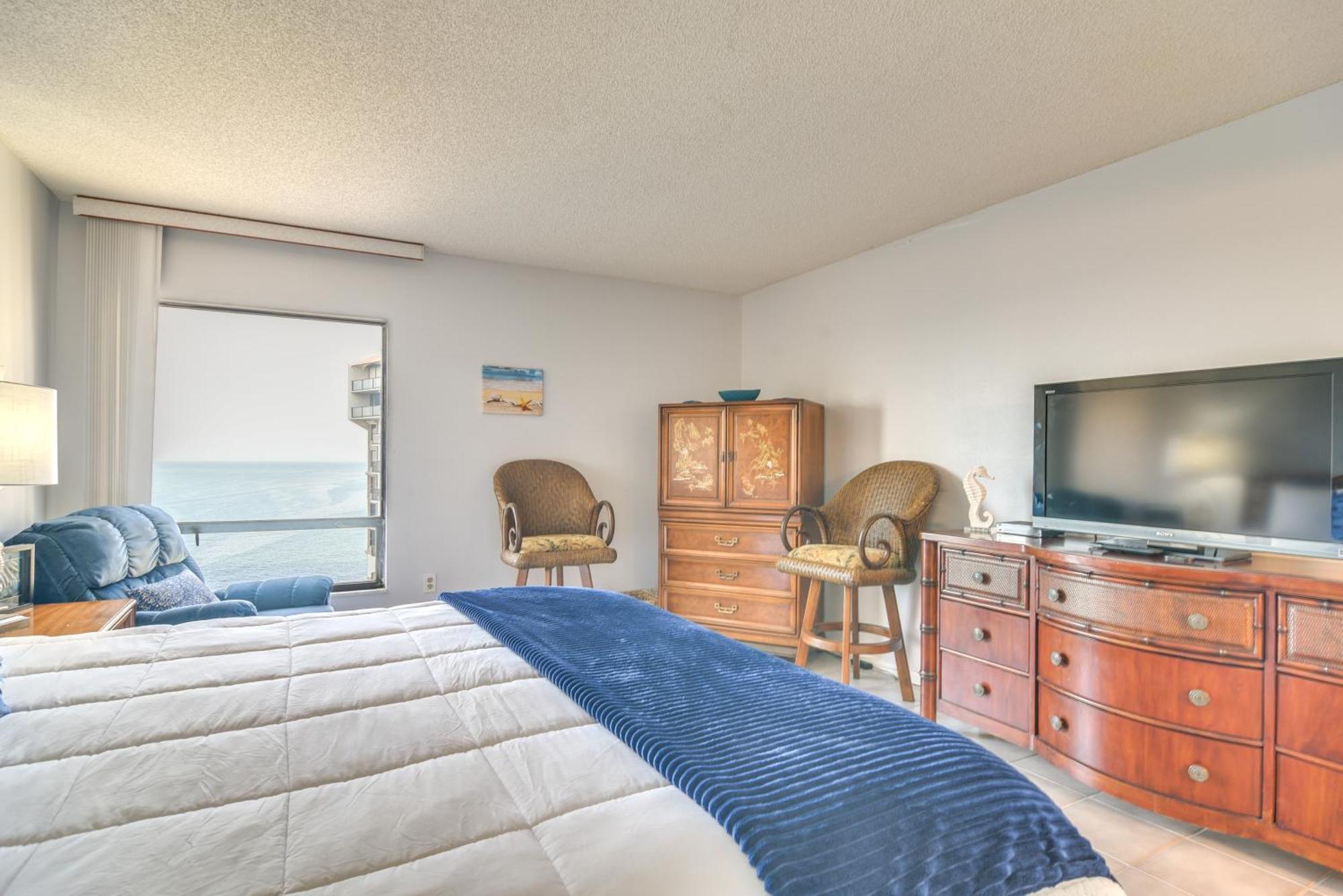 Oceanfront Condo With Balcony And Stunning Views! Clearwater Beach Kültér fotó