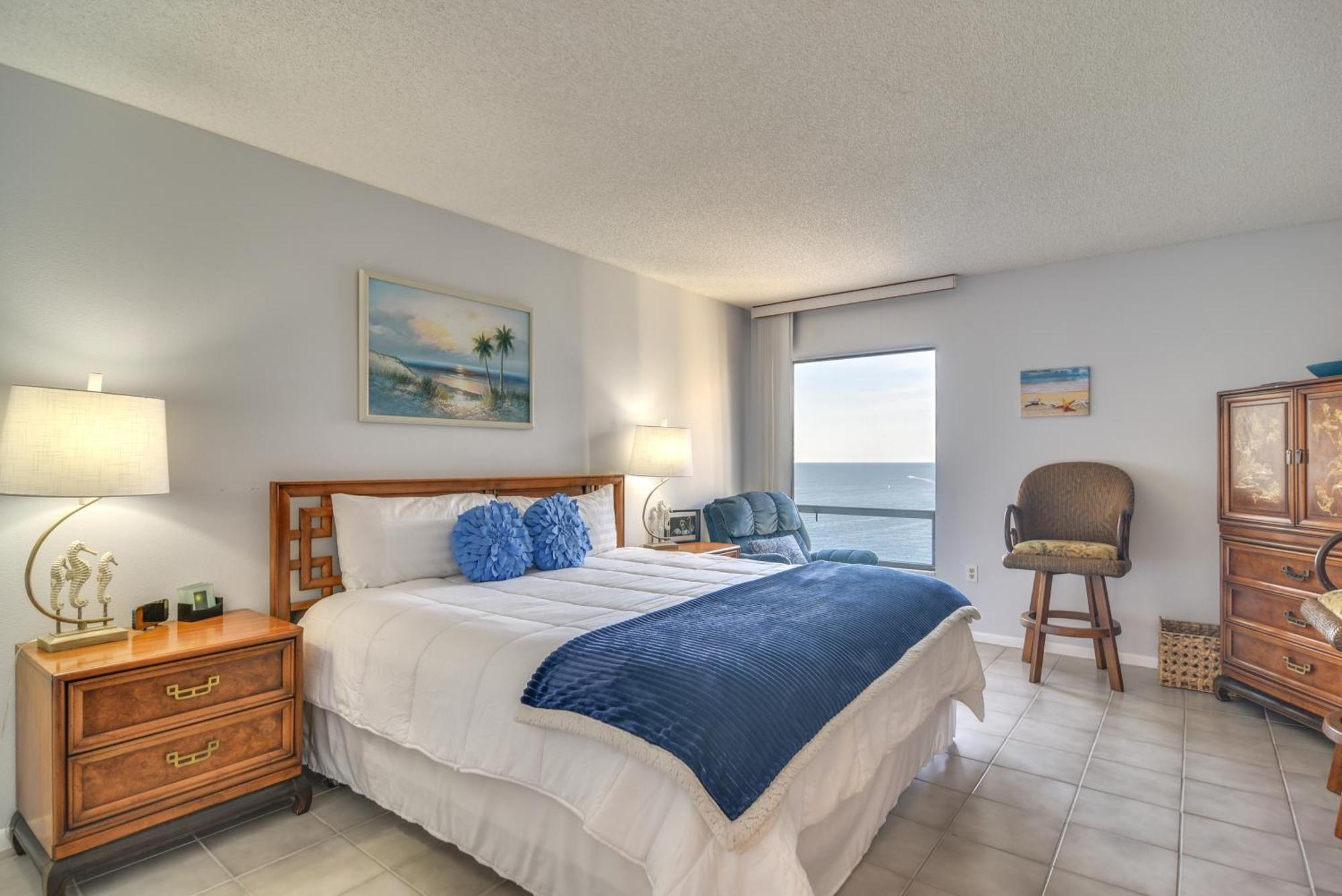 Oceanfront Condo With Balcony And Stunning Views! Clearwater Beach Kültér fotó